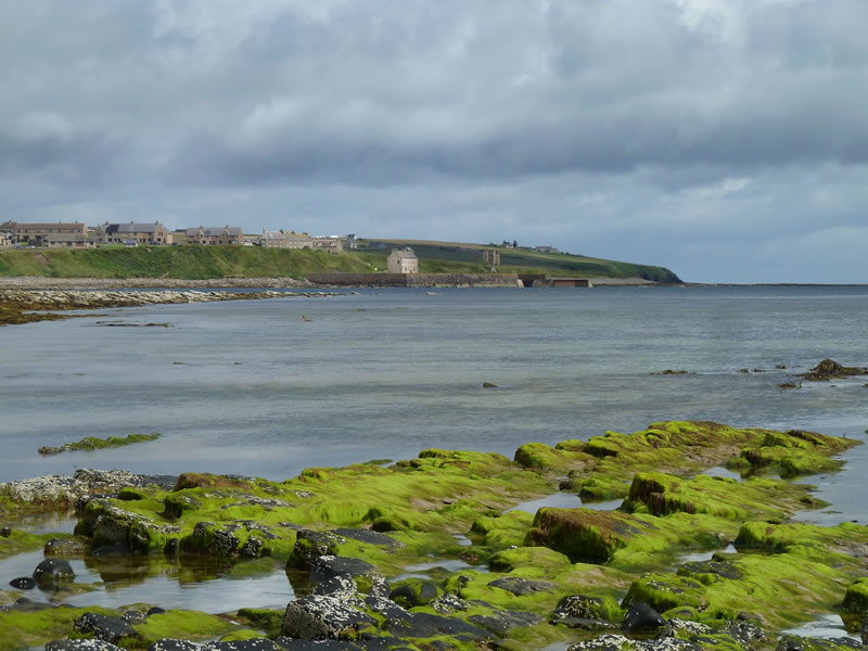Keiss beach and the old Keiss castle