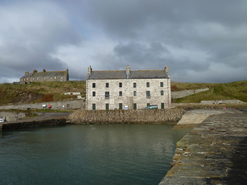 Keiss harbour house